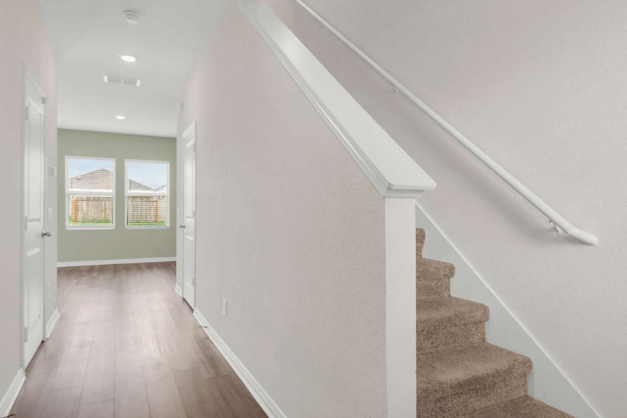 7723 Fern Holw - Photo 3 of 23