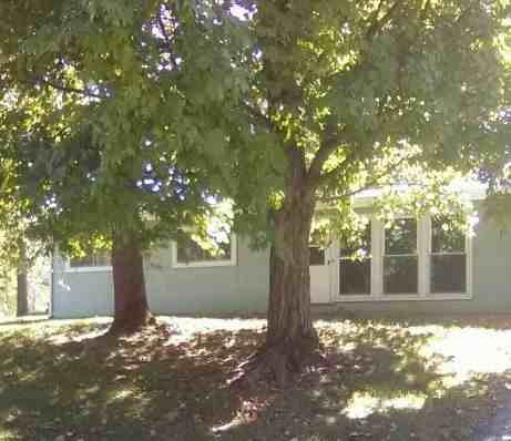 45 Mandalay Dr - Photo 2 of 10
