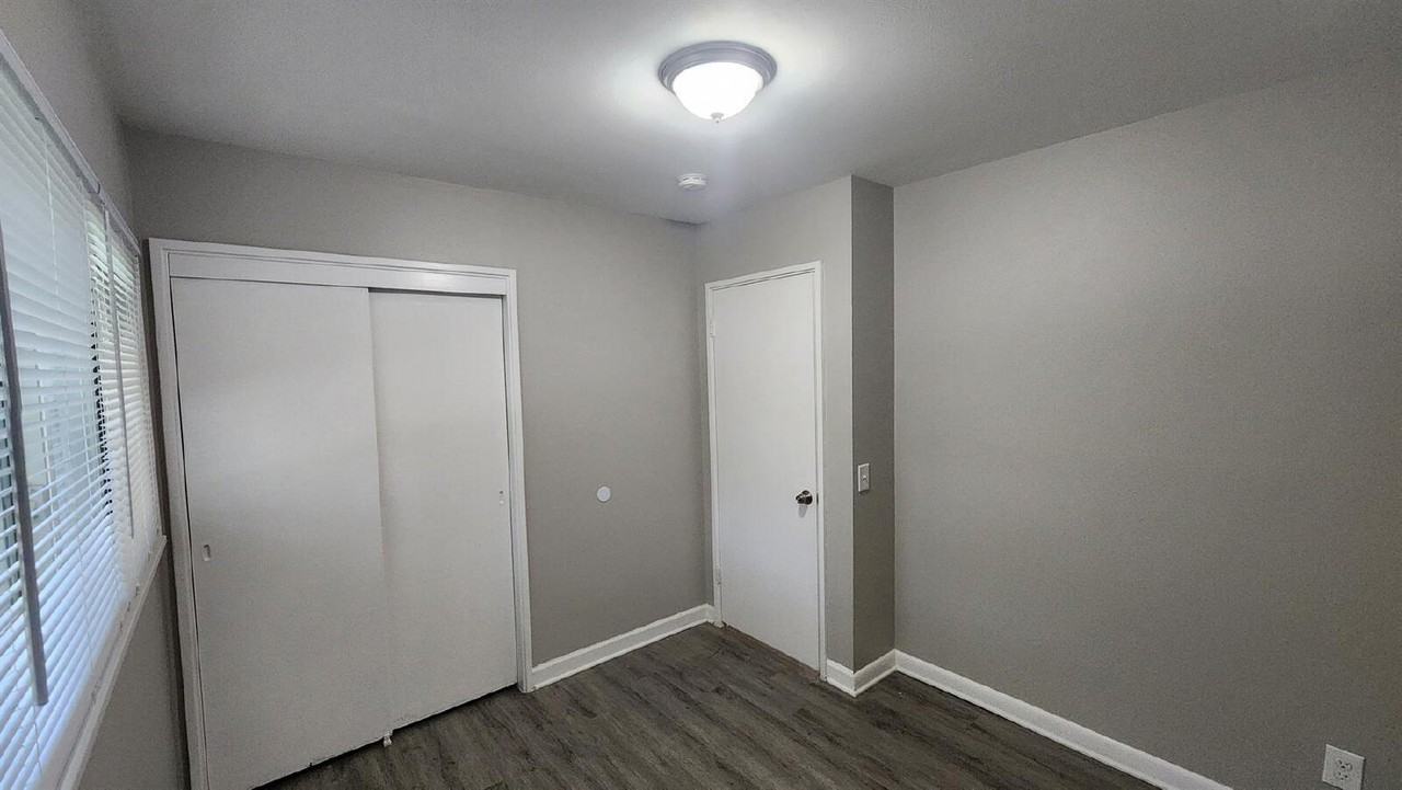 45 Mandalay Dr - Photo 4 of 10