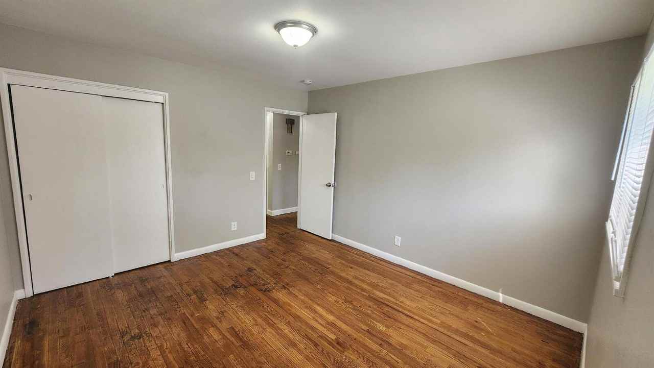 45 Mandalay Dr - Photo 6 of 10