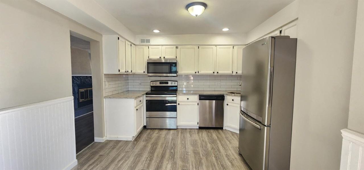 9955 Live Oak Ct - Photo 6 of 12