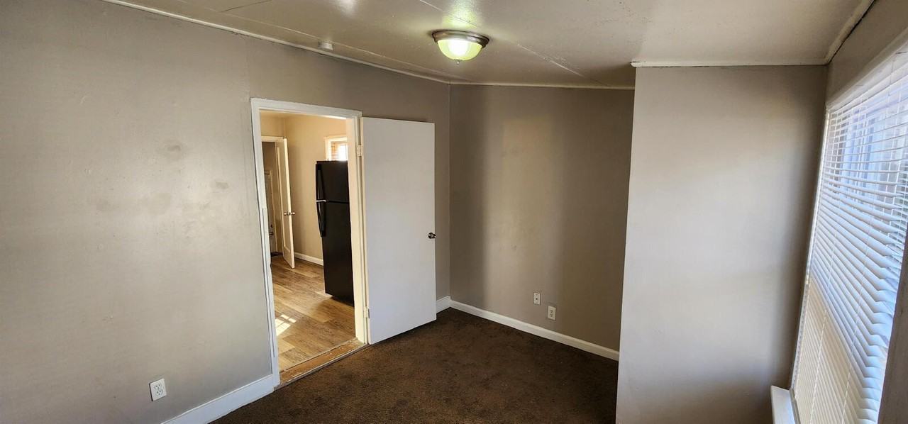 6309 Witsell Ave - Photo 3 of 9