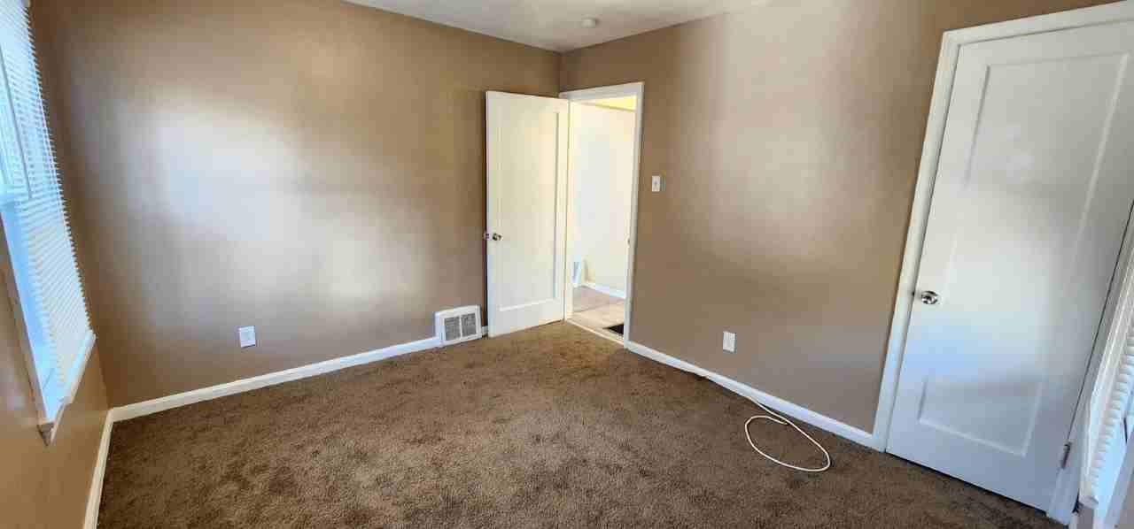 6309 Witsell Ave - Photo 5 of 9