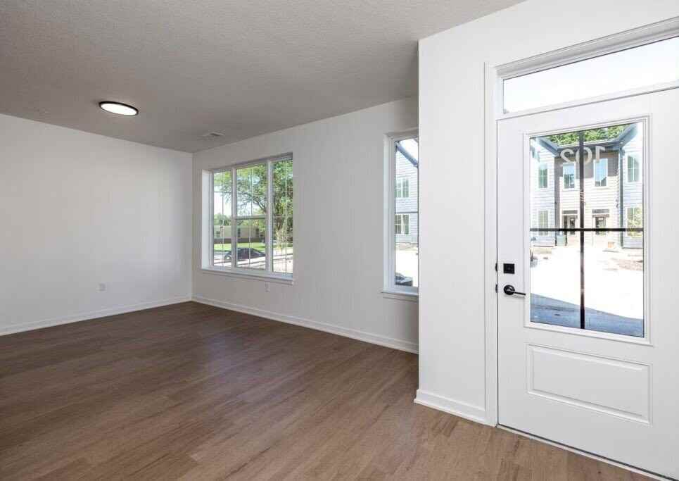 3138 Indianola Ave #104 - Photo 2 of 10