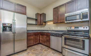 641 19th St #7 - Photo 6 of 10