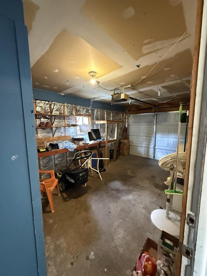 730 34th St - Photo 6 of 26