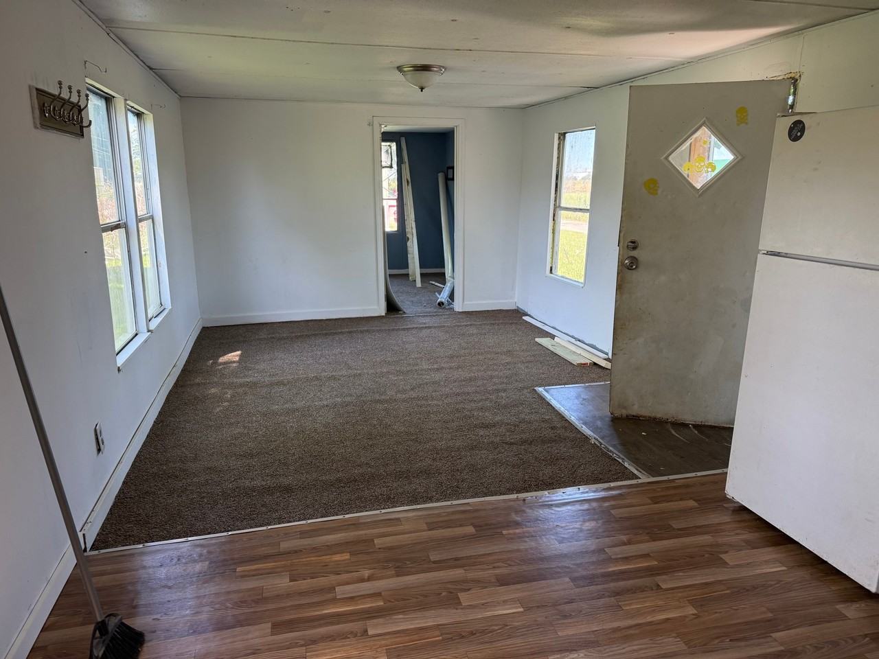 8410 Hawkinsville Rd - Photo 3 of 5