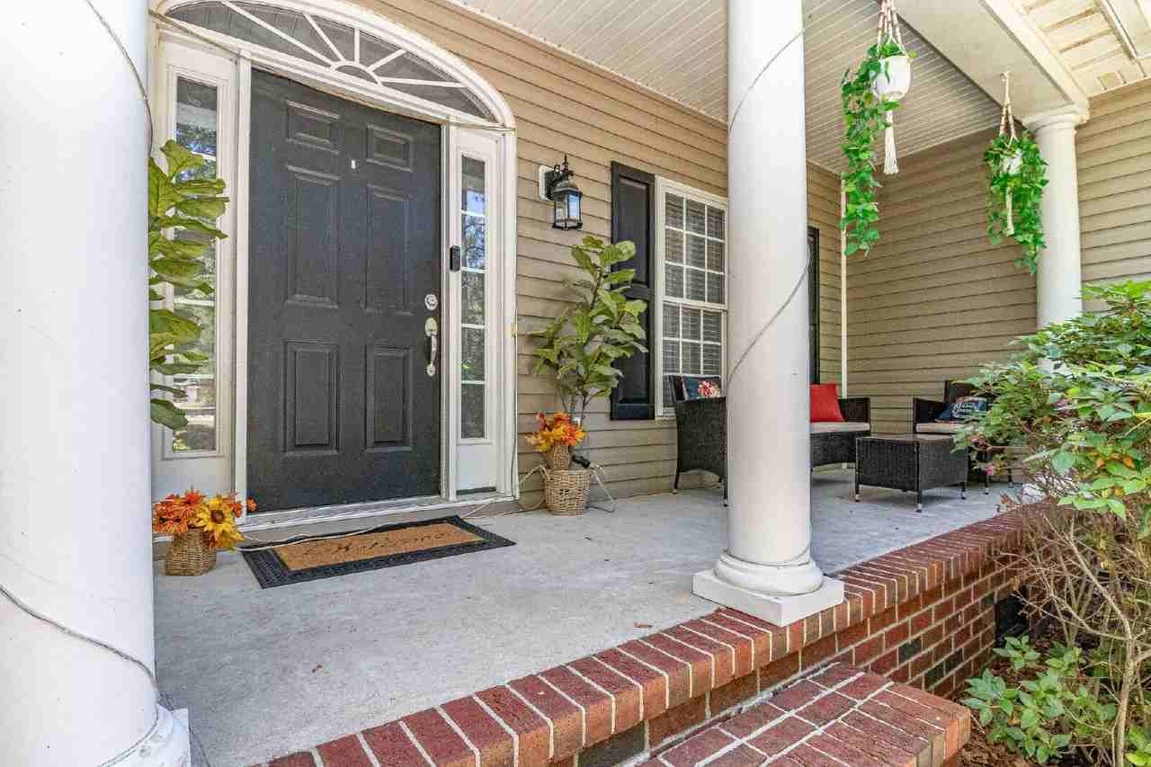 106 Leafwood Dr - Photo 3 of 50