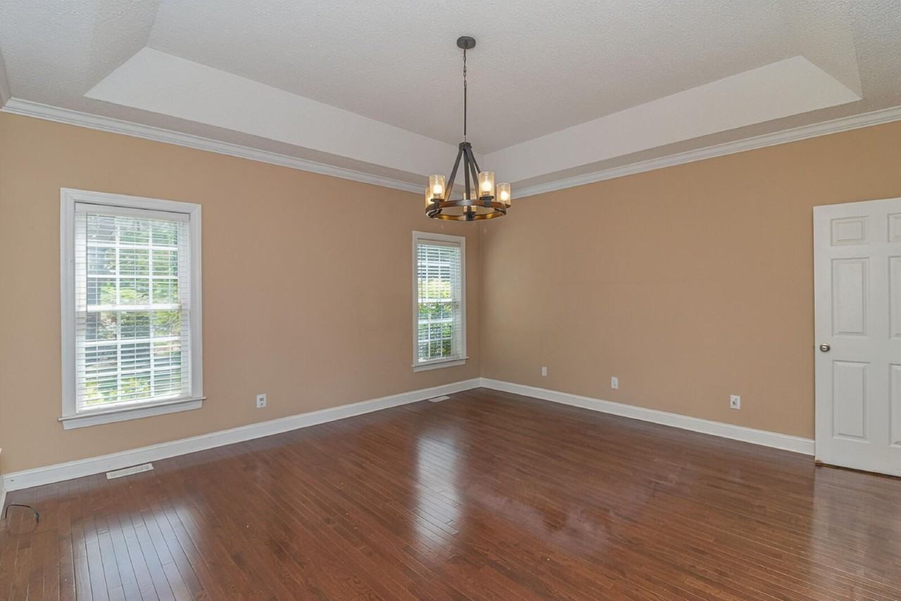 106 Leafwood Dr - Photo 5 of 50