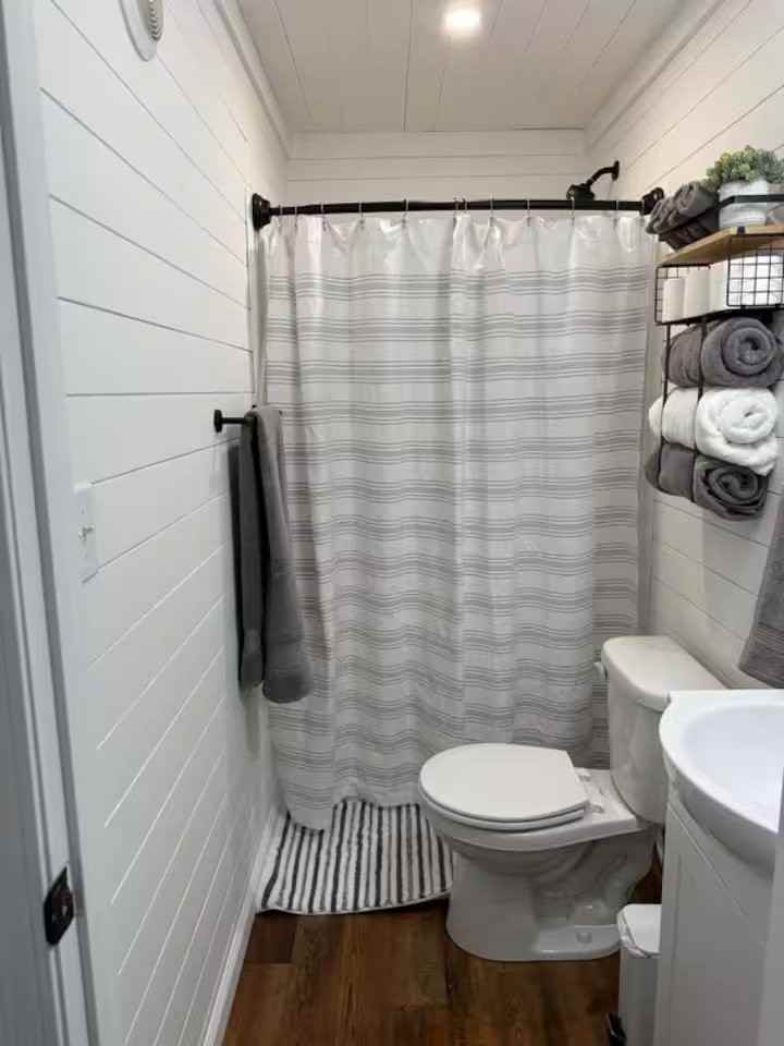 214 Susan Rd - Photo 7 of 13