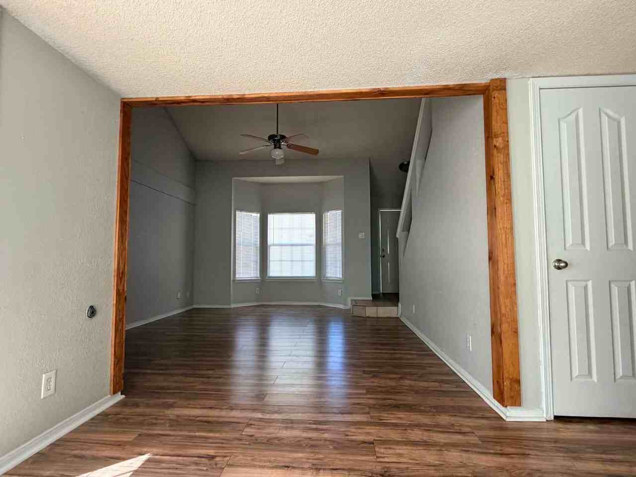 4516 Lorenzo Ponce Dr - Photo 2 of 18