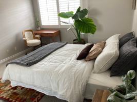 featured image of 7109 Farralone Ave