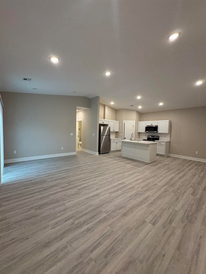 12823 E Blake St #12823 - Photo 3 of 14