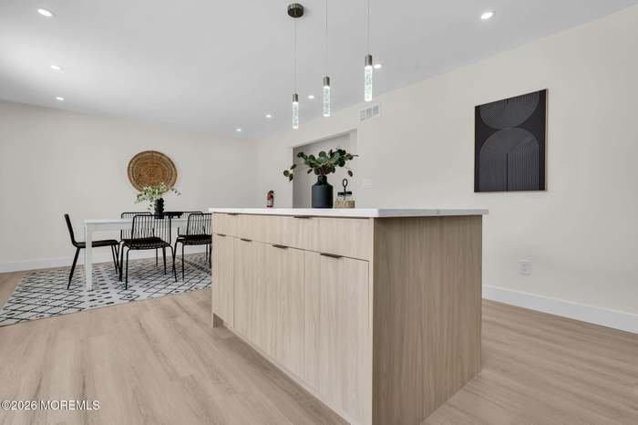 60 Birch St - Photo 5 of 20
