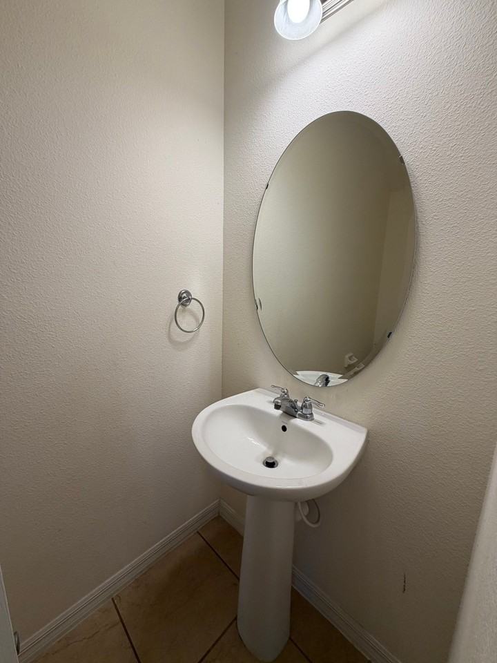 475 Merry Brook Cir - Photo 5 of 20