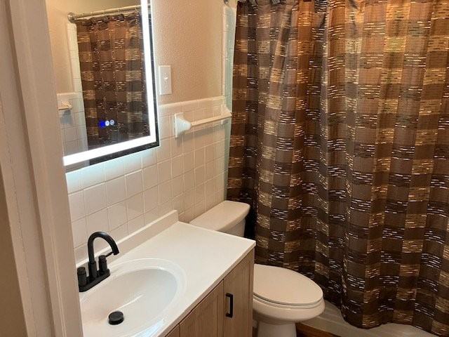 915 W Pyburn St - Photo 4 of 20