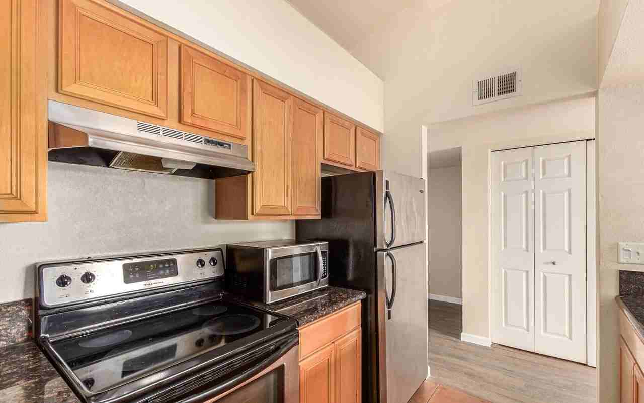 1065 W 1st St #209 - Photo 5 of 12