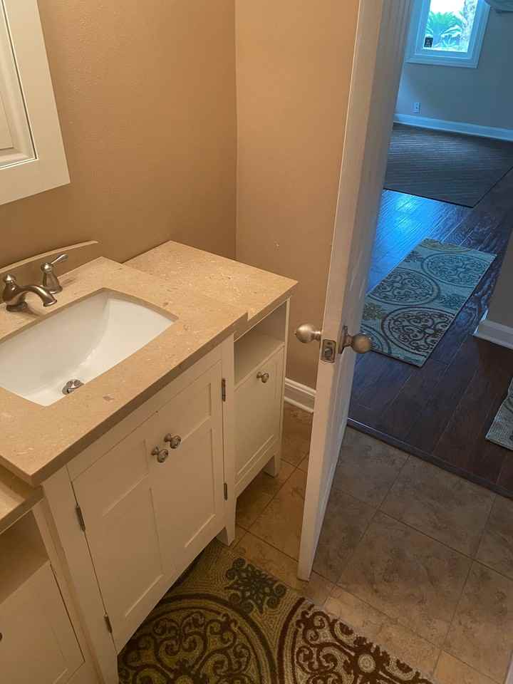 435 N Fairview Ave - Photo 7 of 10