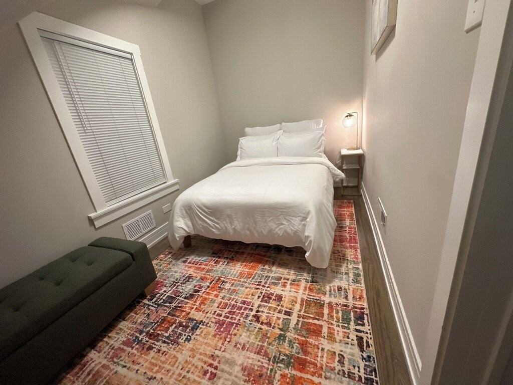 522 N Humphrey Ave #1 - Photo 5 of 13