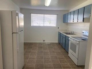 860 Northeast - Photo 3 of 8
