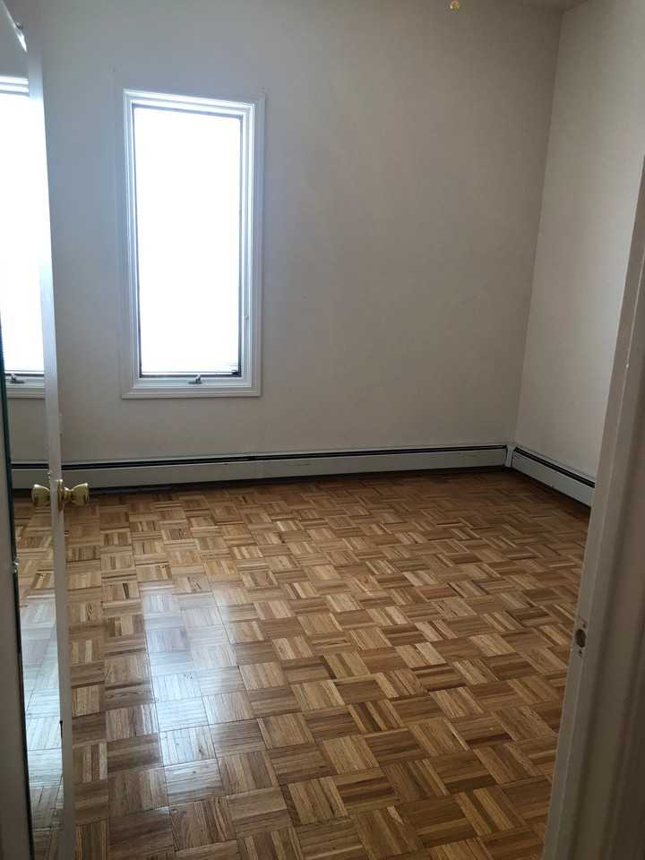 1020 S College Ave - Photo 7 of 17
