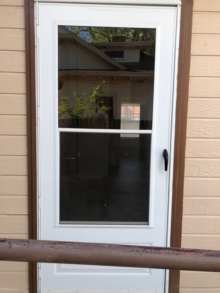 1020 S College Ave - Photo 3 of 17