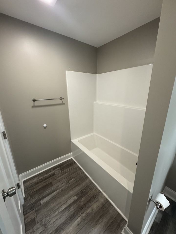 1260 Tunnel Hill Varnell Rd Nw #B - Photo 6 of 7