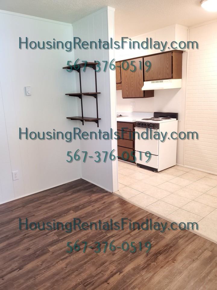 819 N Cory St #6 - Photo 4 of 10