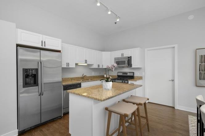2 S Leavitt St #212 - Photo 4 of 10