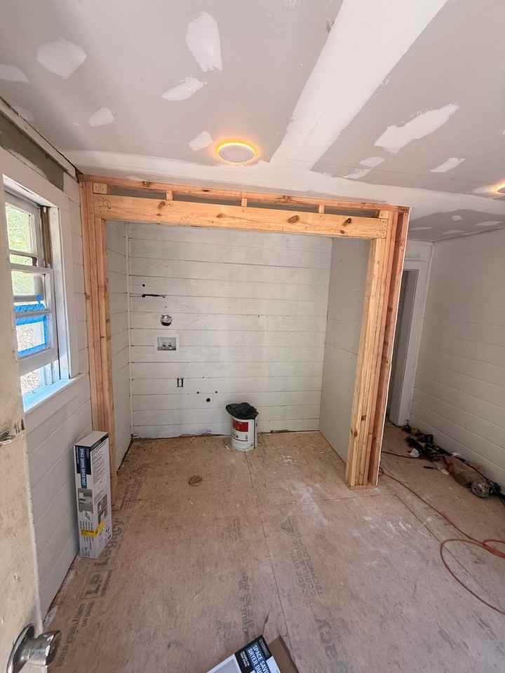 113 Randolph St #1 - Photo 7 of 11