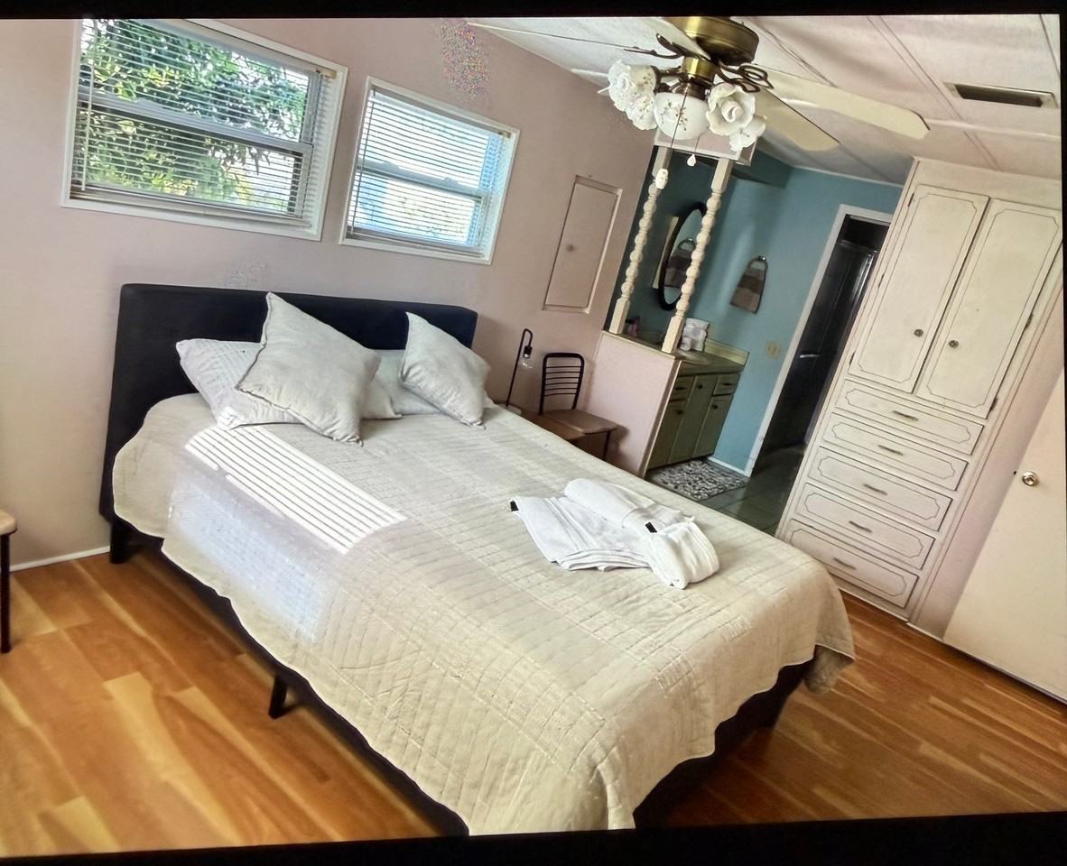 469 Needle Palm St - Photo 3 of 4