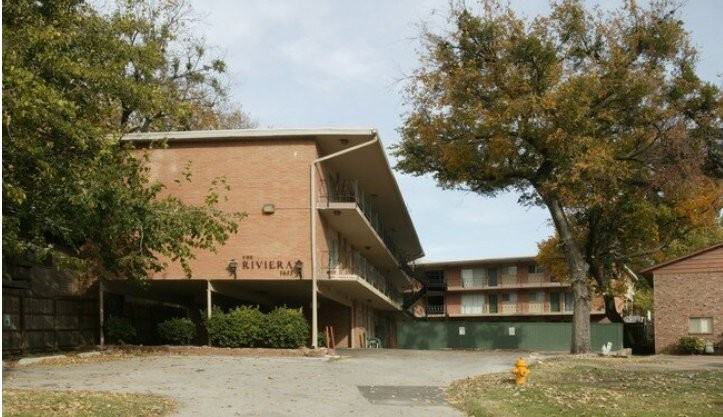 1611 Riverside Dr #37 - Photo 6 of 7