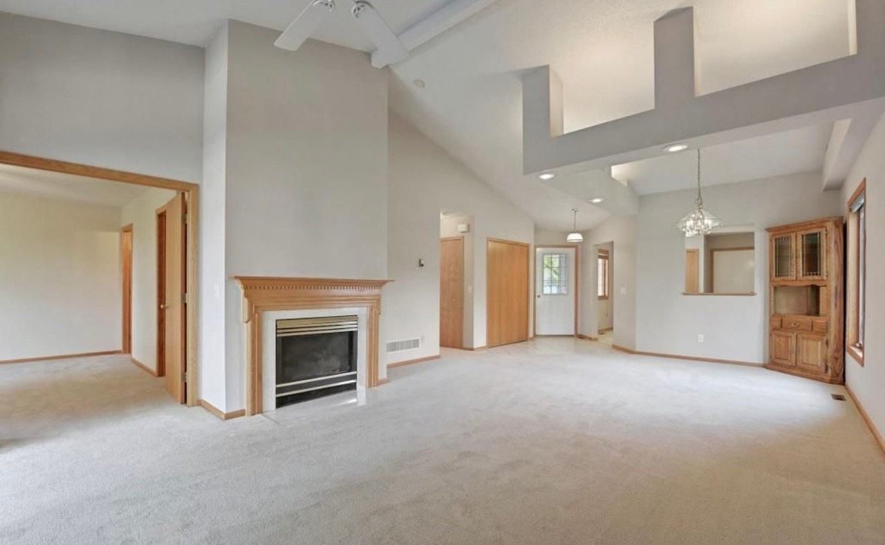520 Deer Ridge Ln S - Photo 4 of 12