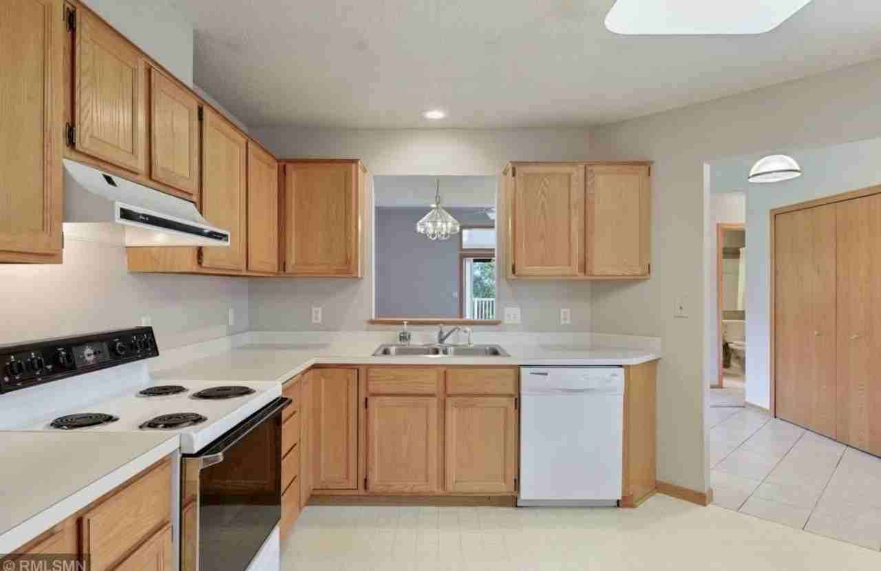 520 Deer Ridge Ln S - Photo 6 of 12