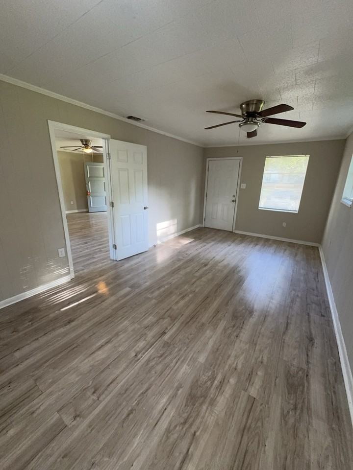 508 Benning Road - Photo 2 of 16