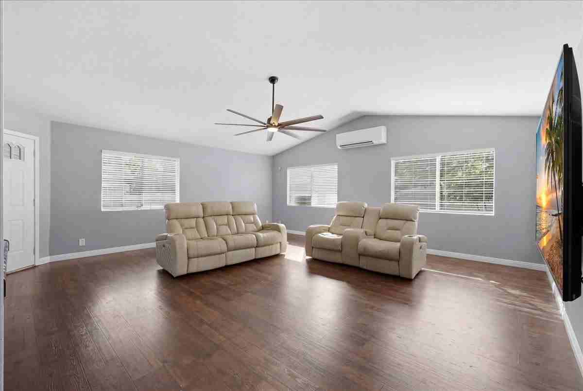 91-110 Kaakina Place - Photo 2 of 26