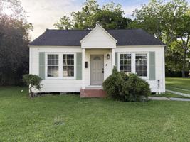 featured image of 2604 Avenue C #1