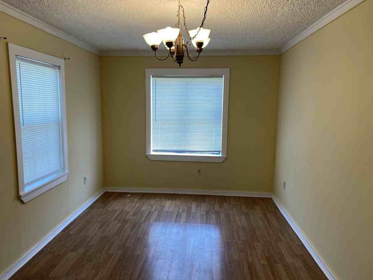 308 Tuscan Avenue - Photo 4 of 12