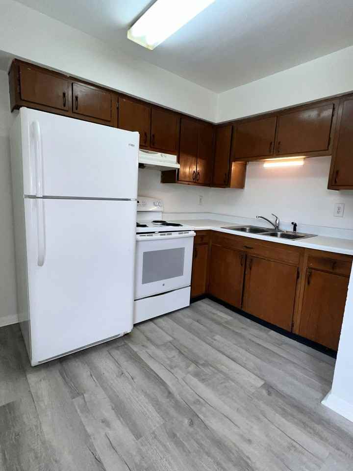 23 South River Street, Unit 2 - Photo 3 of 11