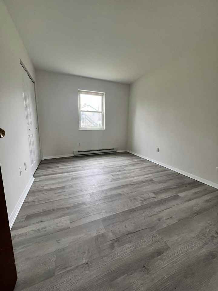 23 South River Street, Unit 2 - Photo 4 of 11