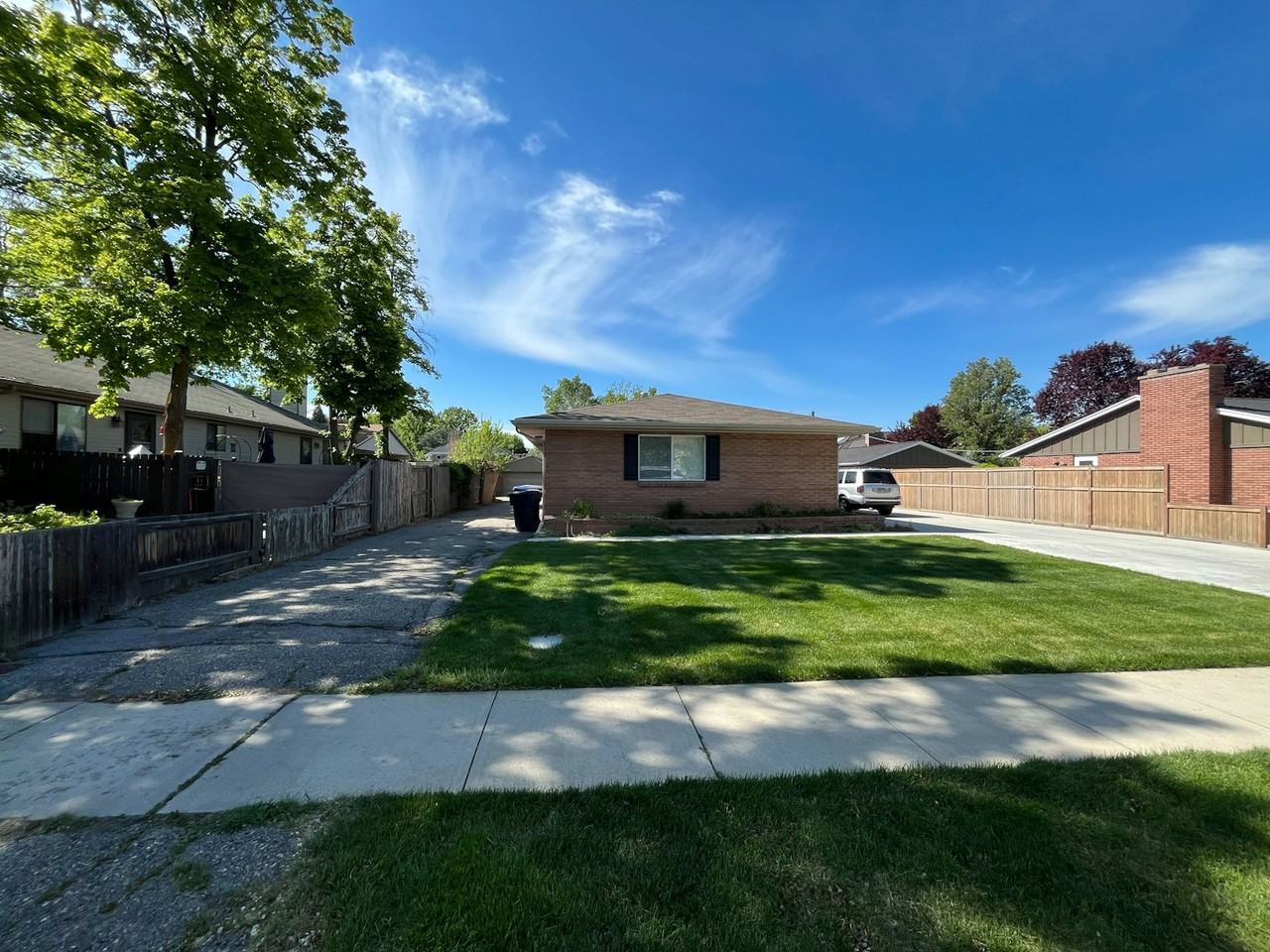 2272 East Panorama Way, Unit A - Photo 2 of 9