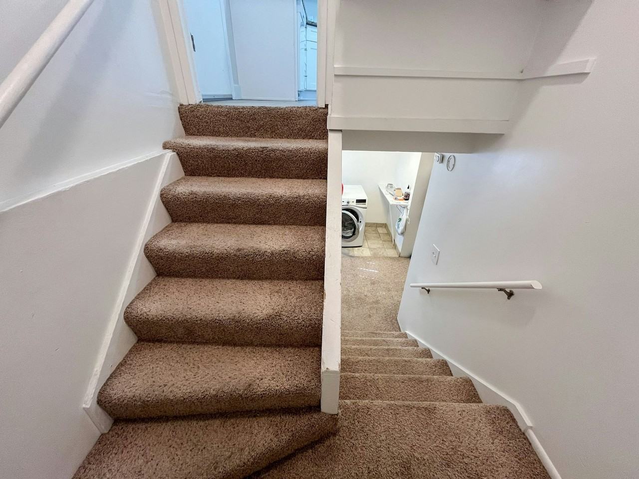 2272 East Panorama Way, Unit A - Photo 7 of 9