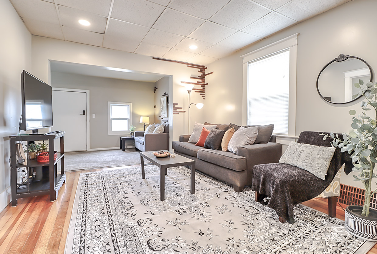 1546 North 14th Street - Photo 5 of 32