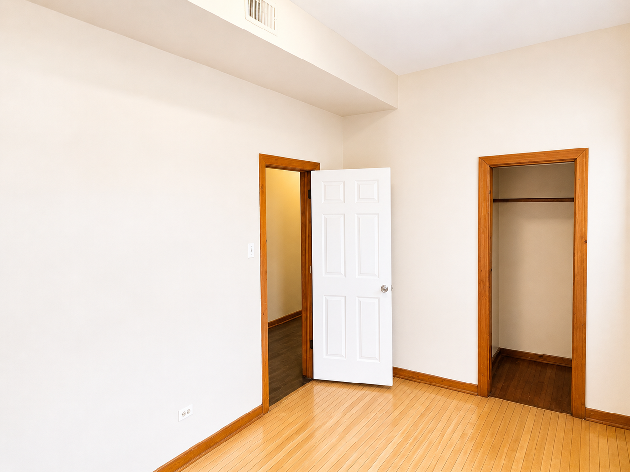 2825 N Milwaukee Ave #1 - Photo 6 of 12