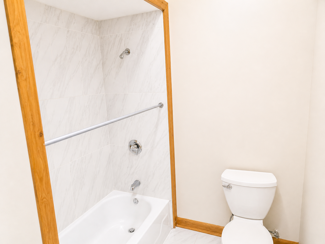 2825 N Milwaukee Ave #1 - Photo 7 of 12