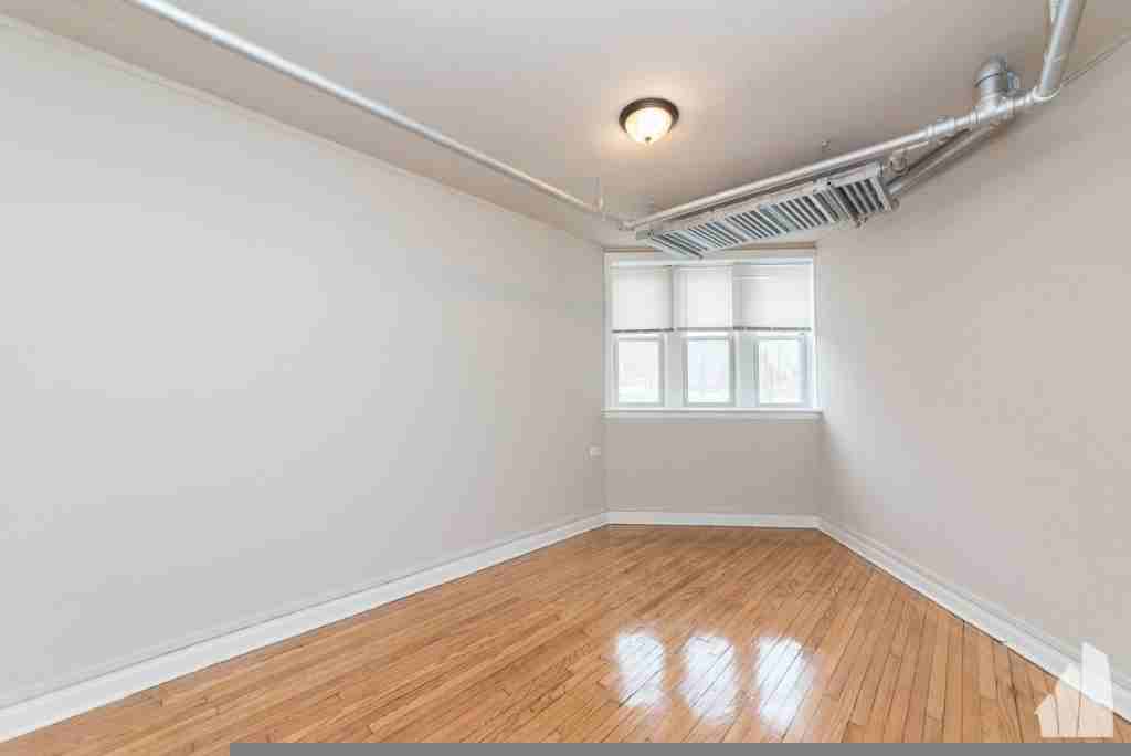 4255 W Addison St #63-1 - Photo 3 of 11