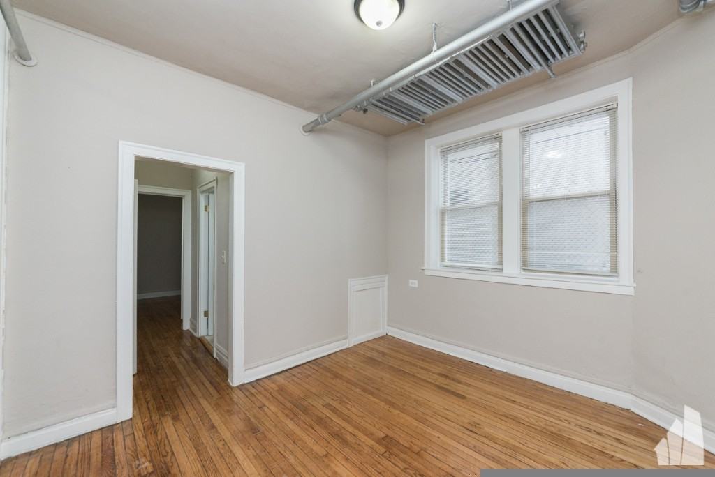 4255 W Addison St #63-1 - Photo 5 of 11