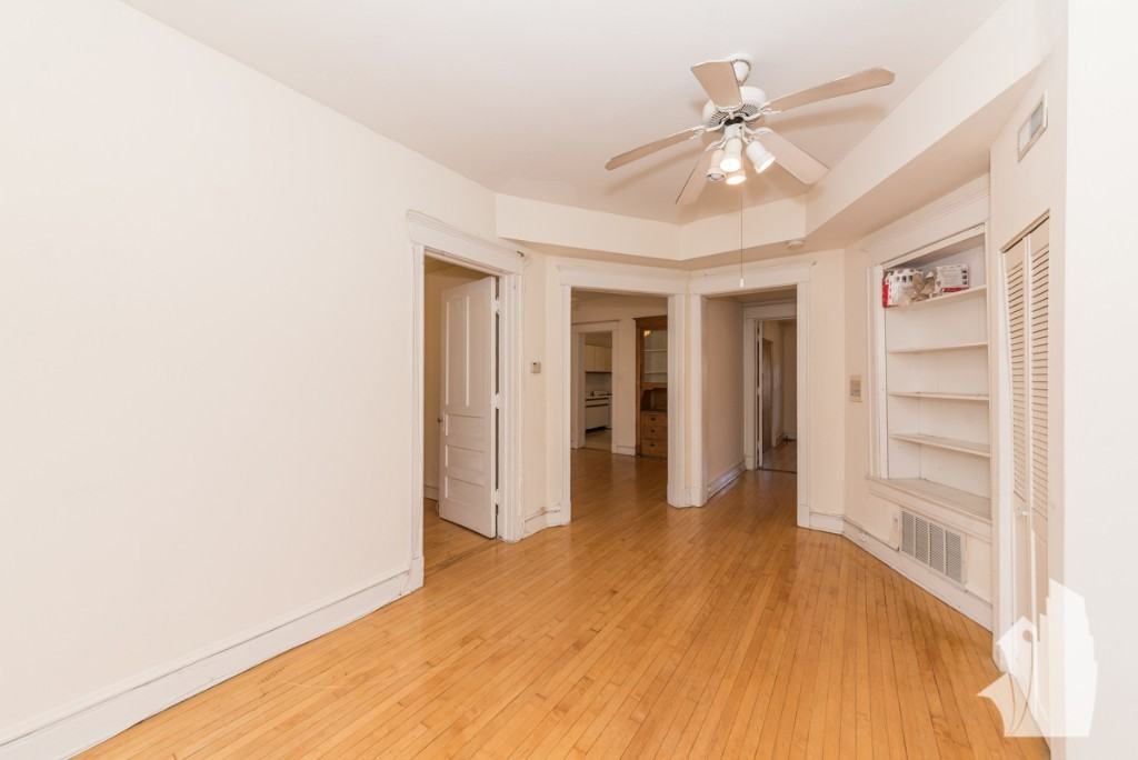 853 W Lill Ave #853J - Photo 3 of 15