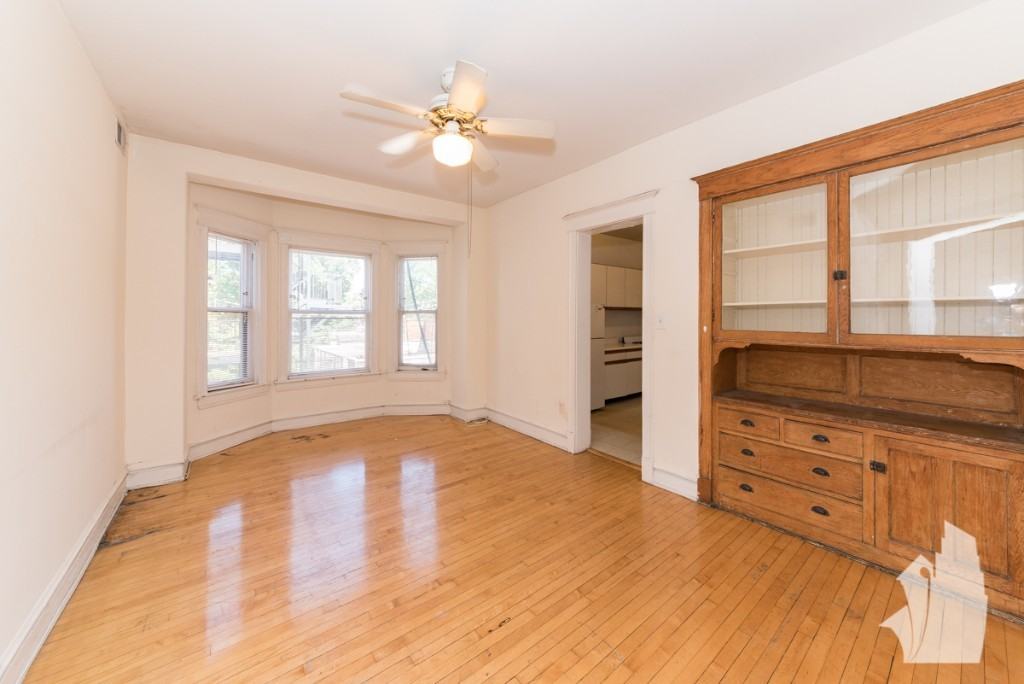 853 W Lill Ave #853J - Photo 5 of 15