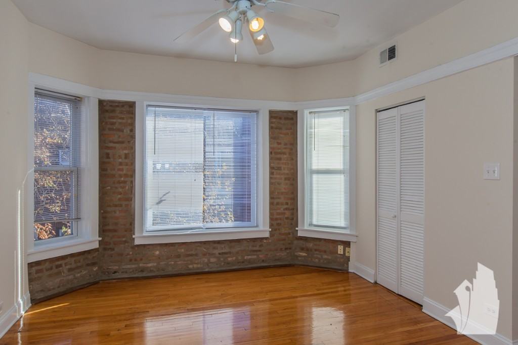 859 W Cornelia Ave #853-2S - Photo 3 of 10